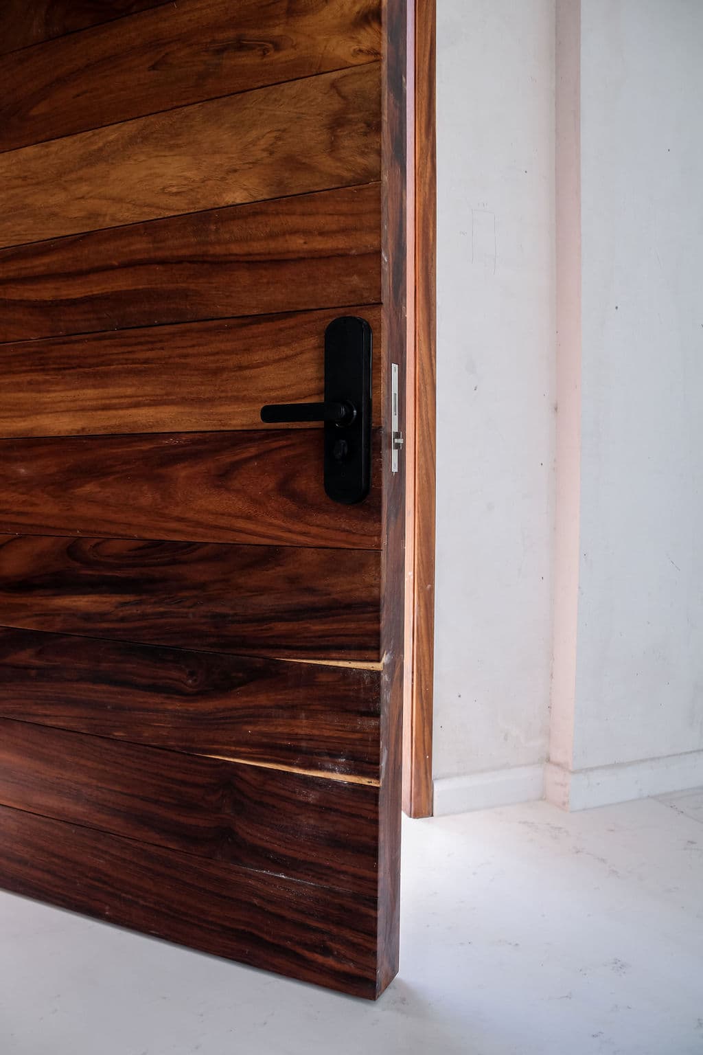 High-Security Parota Doors “Valle Real” — project photo