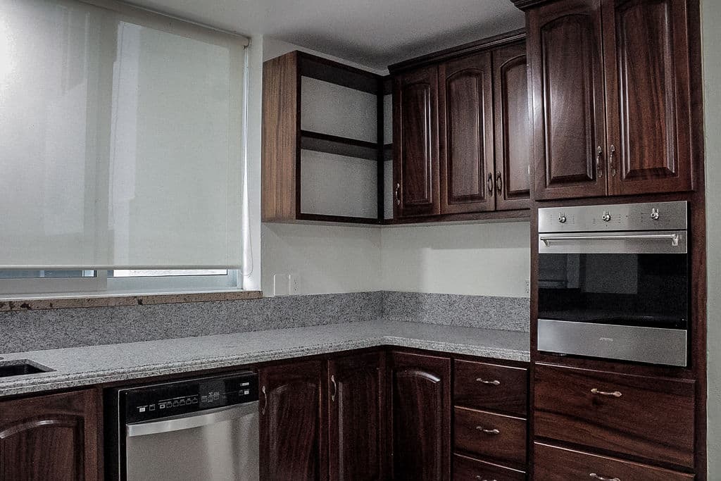 Cocina de parota estilo clásico 2