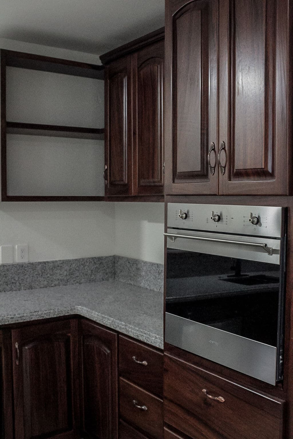 Cocina de parota estilo clásico 4