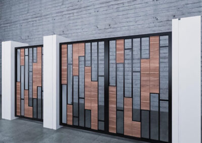 porton-de-madera-con-metal